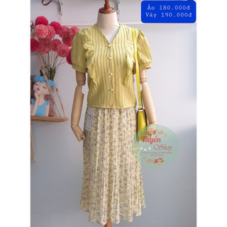 Áo croptop viền bèo
