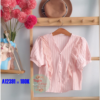 Áo croptop viền bèo