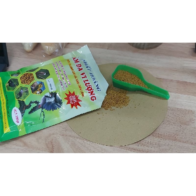 Cám Khuyên Đa vi lượng Nhất Hoàng gói 500gram