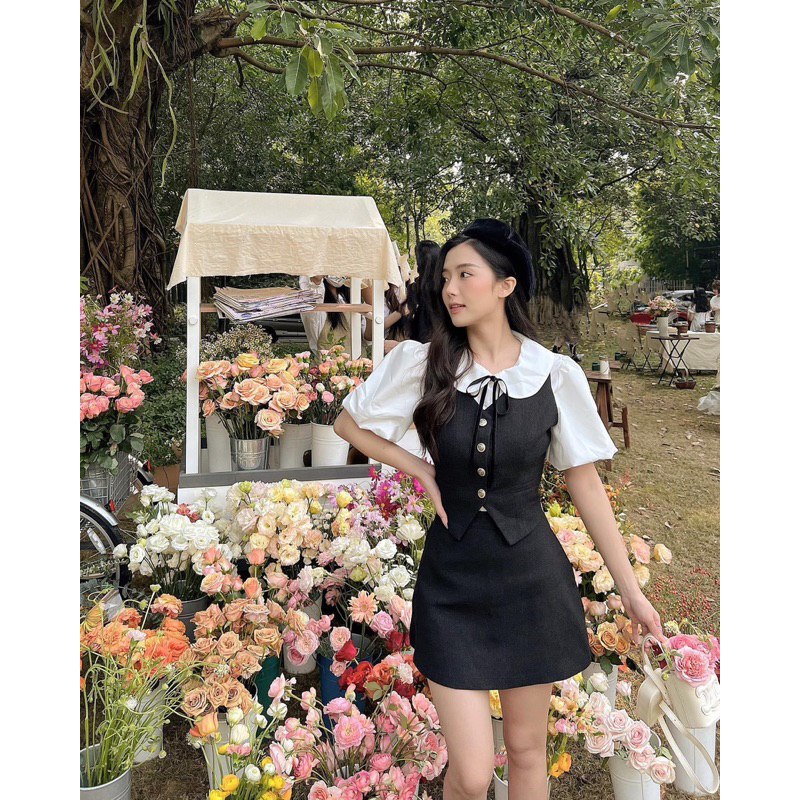 Set áo sơ mi gile và chân váy siêu xinh