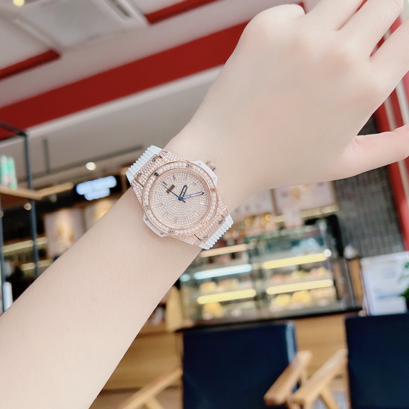 Đồng Hồ Nữ Xcer B0635 White Silicon Strap - Vỏ Rose Gold , Máy Quartz - Pin , Size 34mm