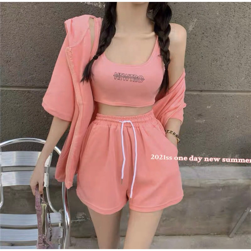 SET 3 MÓN THỂ THAO HỒNG: KHOÁC NÓN KÈM CROP 3 LỖ CHỮ SHORT
