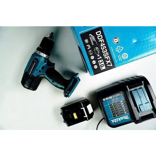Pin Máy Khoan Cầm Tay Makita 21V-10 cell và 21V-15 cell Công suất lớn hàng chính hãng Bảo hành 6 tháng