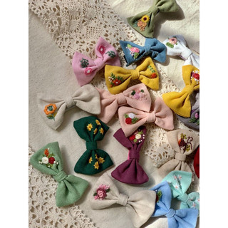 Nơ kẹp tóc thêu tay (handmade by Pong )