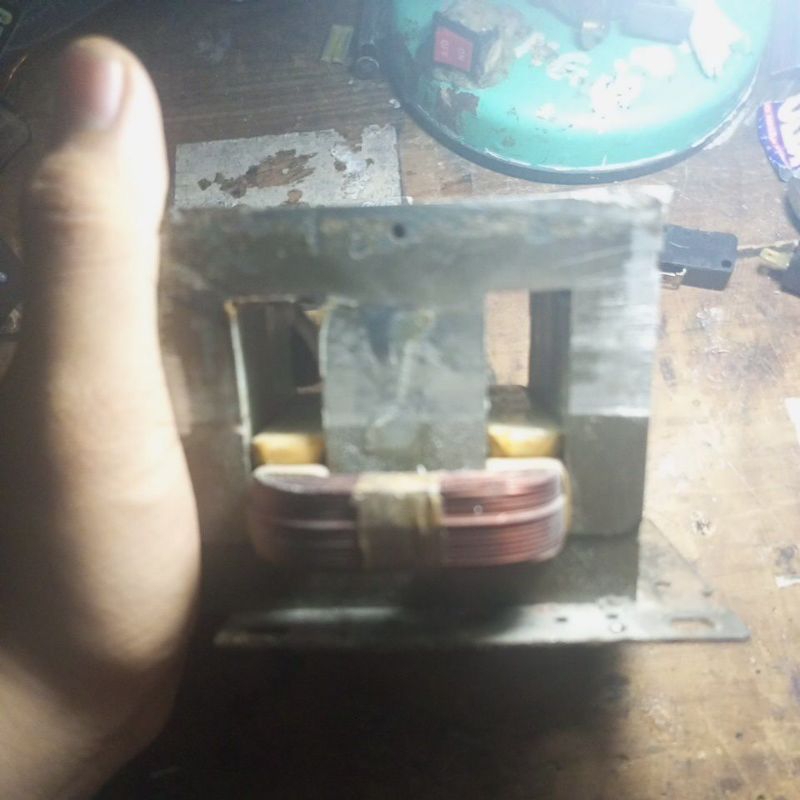Biến áp lò vi sóng cũ loại 700e . 800e.900e