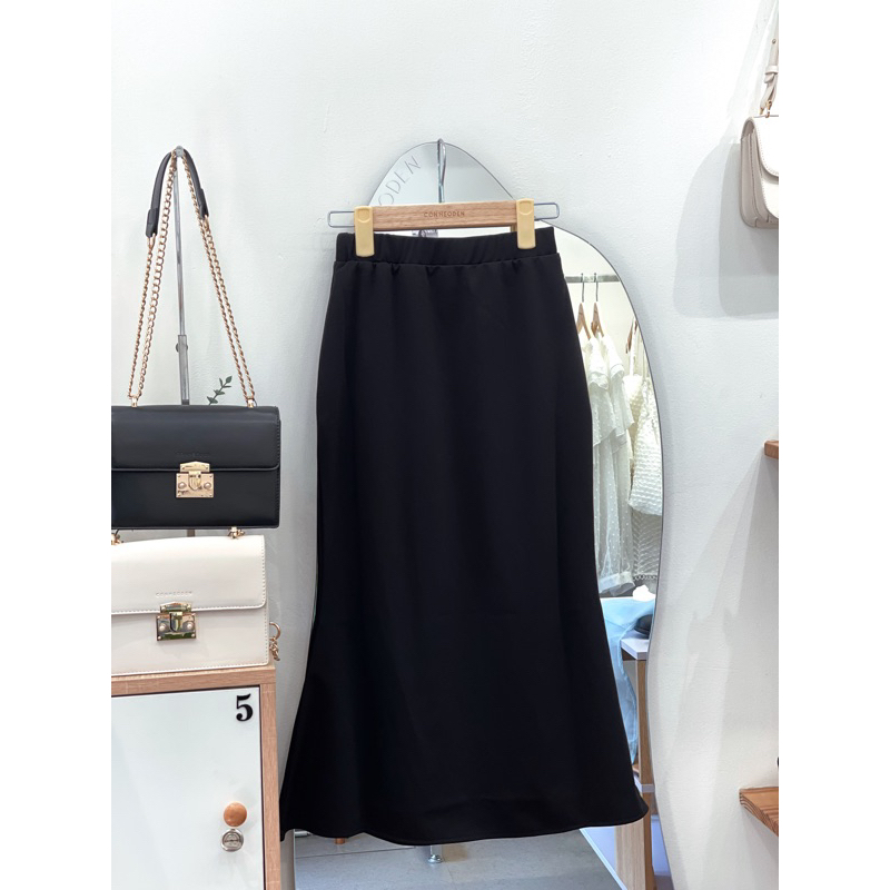 Set Áo Khoác Voan Mịn Mát Chân Váy Đuôi Cá Tôn Dáng CONMEODEN