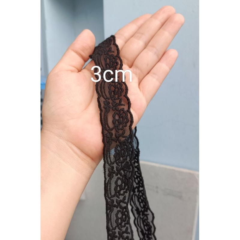 Ren lưới thêu hoa màu đen bản 3cm