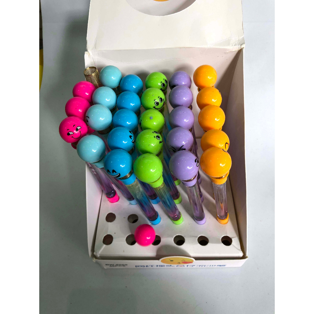 Bút bi lò xo thú nhún emoji kim tuyến có thể viết giá LỖ BÁN CHO VUI