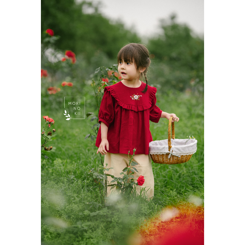 Áo cộc tay thêu hoa thủ công bé gái đỏ đô 7-25kg | Rubie-chan by Morinokii