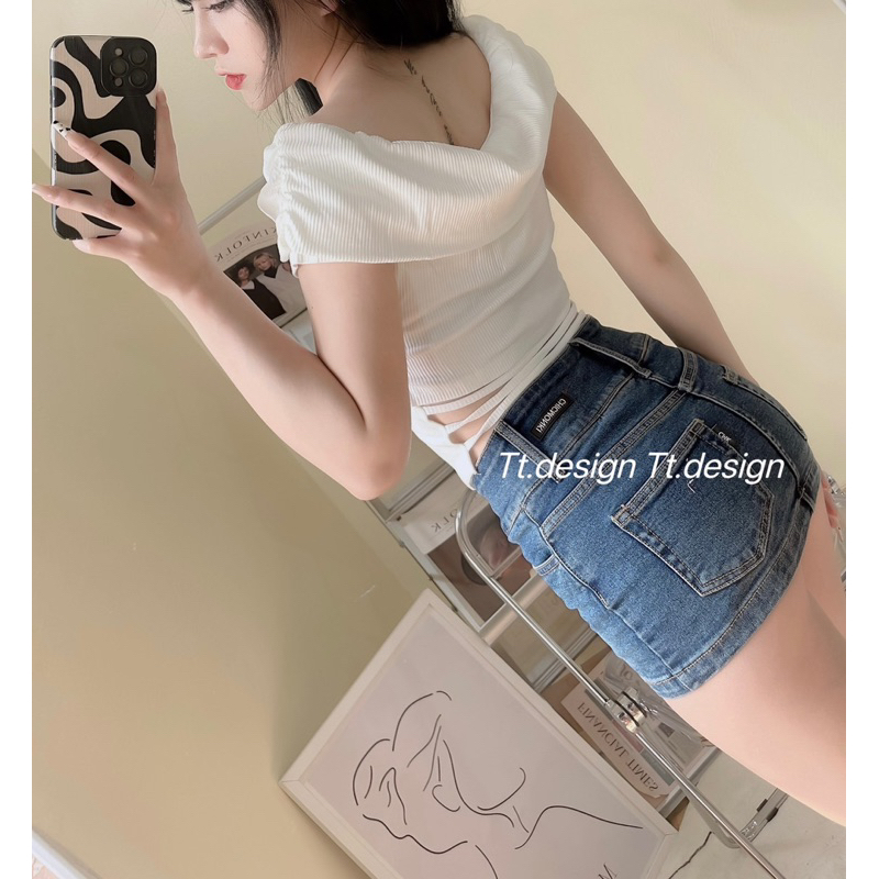 Áo trễ vai hở eo sau