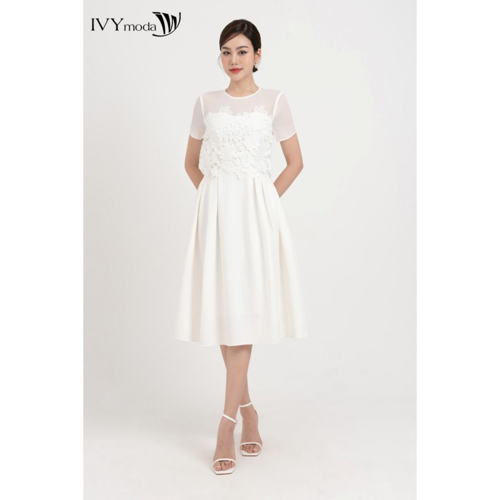 Đầm xòe phối ren hoa nữ IVY moda MS 48M8352