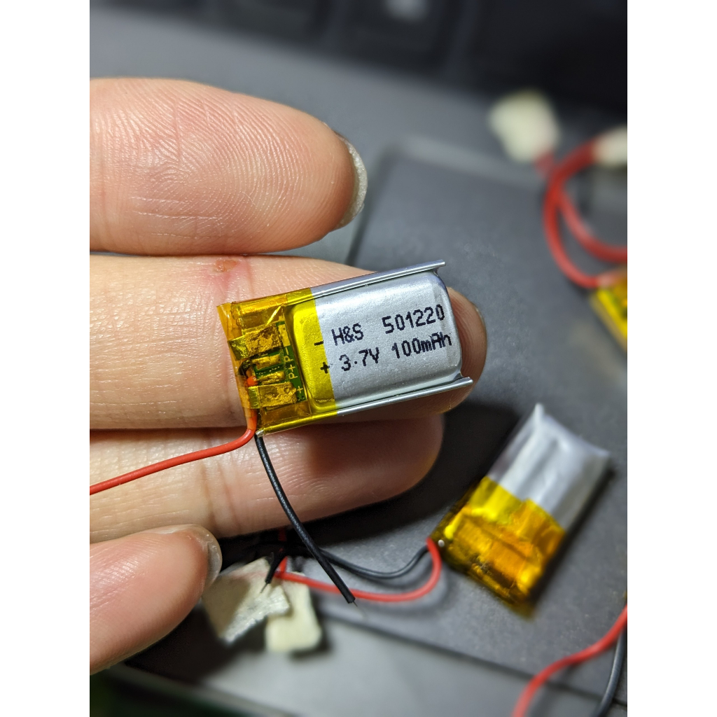 Pin lithium 501220 polymer 100mAh 3.7V cho tai nghe Bluetooth Kính 3D vòng đeo tay thể thao