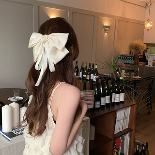 Kẹp tóc nơ lớn
