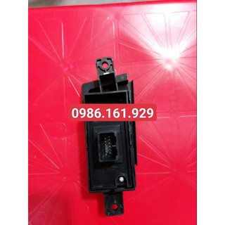 Công tắc phanh tay honda crv 1.5 2018-2022