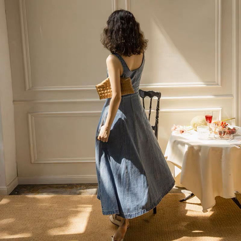 Váy bò 2 dây Emili dáng dài xuông khoét lưng chiết eo chất bò