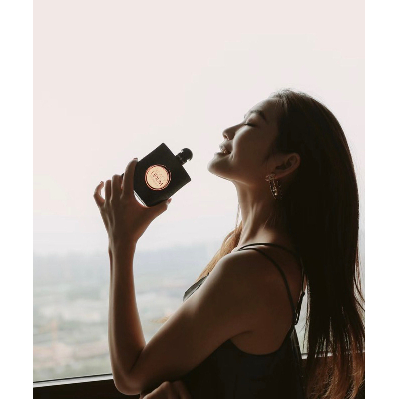 Nước Hoa Ysl Black Opium Eau De Parfum 10ml