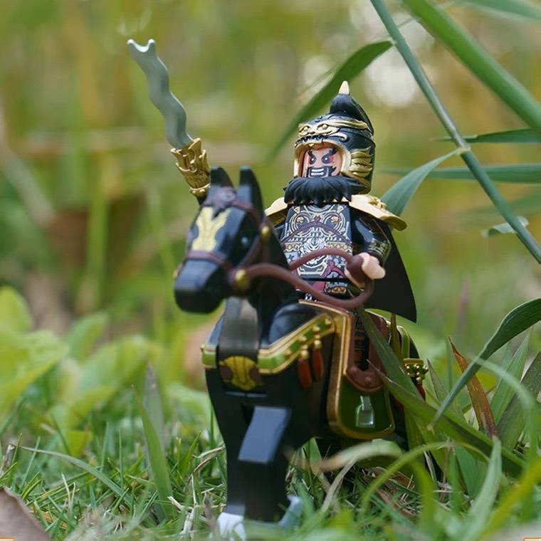 Đồ chơi xếp hình Minifigures Trương Phi kèm ngựa phiên bản đặc biệt