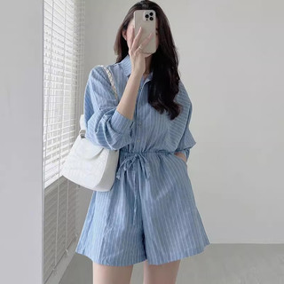 Bộ áo liền quần Jumpsuit sơ mi dài tay dây rút thắt eo quần short kẻ sọc ống rộng phong cách Hàn Quốc