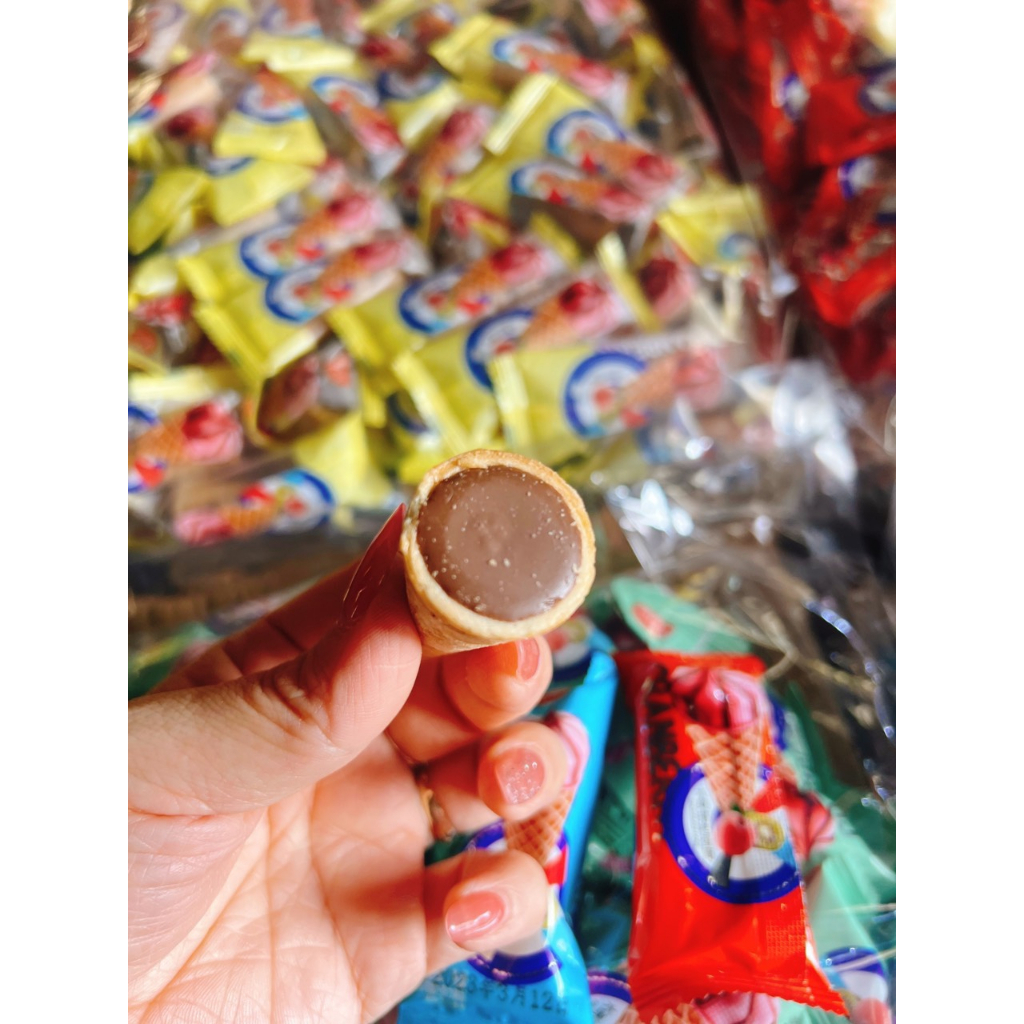 Bánh ốc quế nhân Kem Socola Hộp 500g