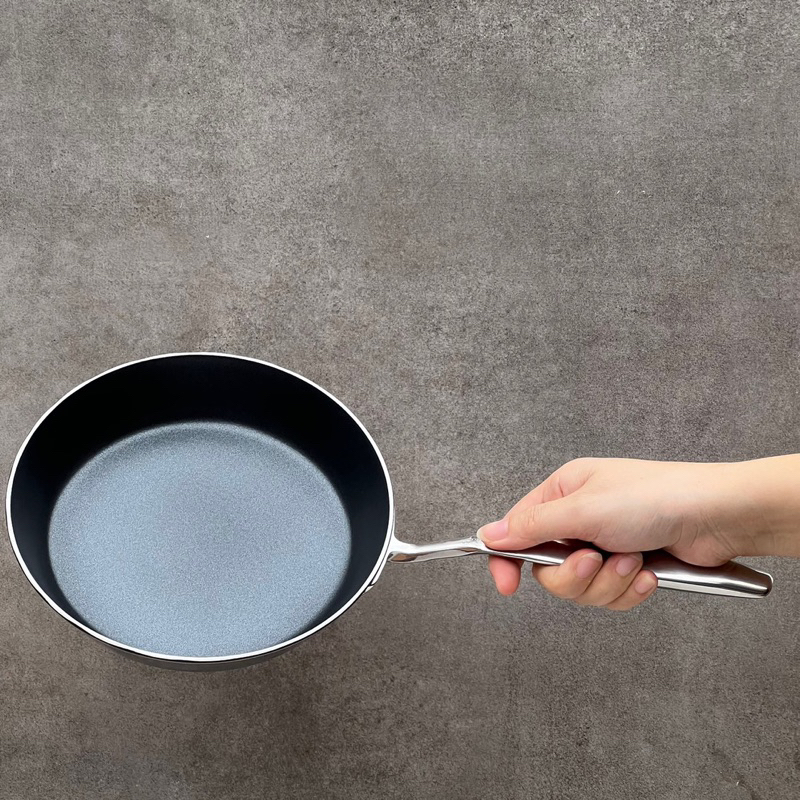 Siêu sale chảo inox nguyên khối nông lòng chống dính