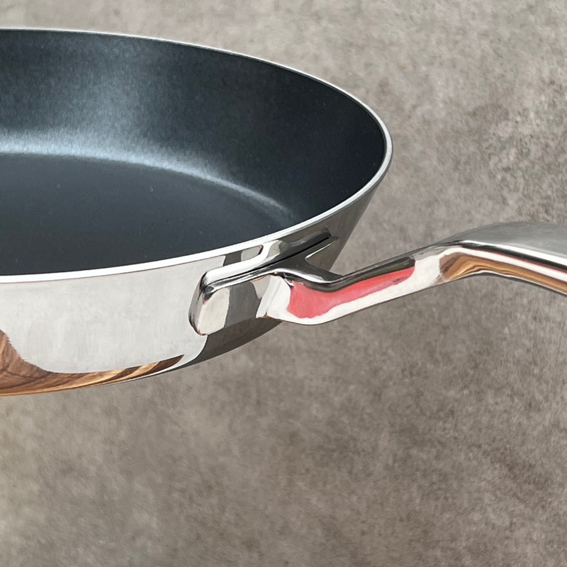 Siêu sale chảo inox nguyên khối nông lòng chống dính