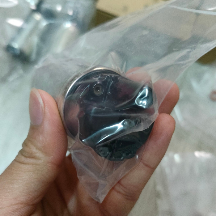 Mô tơ  Bơm xăng xe Mazda 3 2015-2020, Mazda 6 2014-2020, Mazda Cx5 2014-2023 chính hãng PEY313350