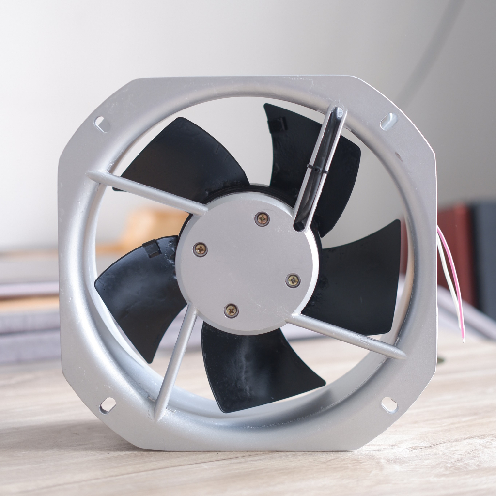 Quạt hút công nghiệp Centaur AC220V 20CM