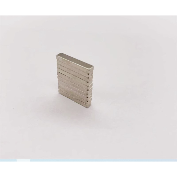 Nam châm viên đất hiếm 15x3x2mm