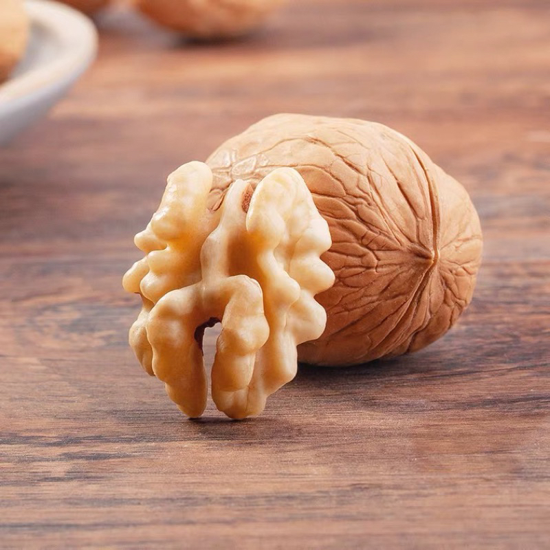 Óc chó nguyên quả