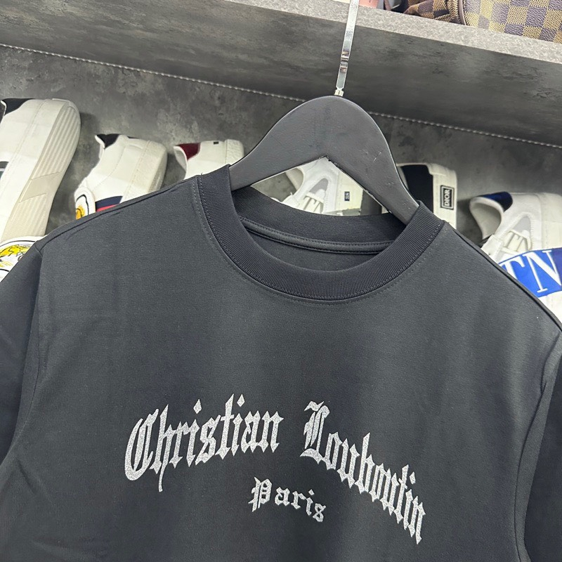 Áo Thun Louboutin In Nhũ Kim Tuyến Form Rộng Tay Lỡ , Áo Phông Christian Louboutin Vải Cotton 100% | BigBuy360 - bigbuy360.vn