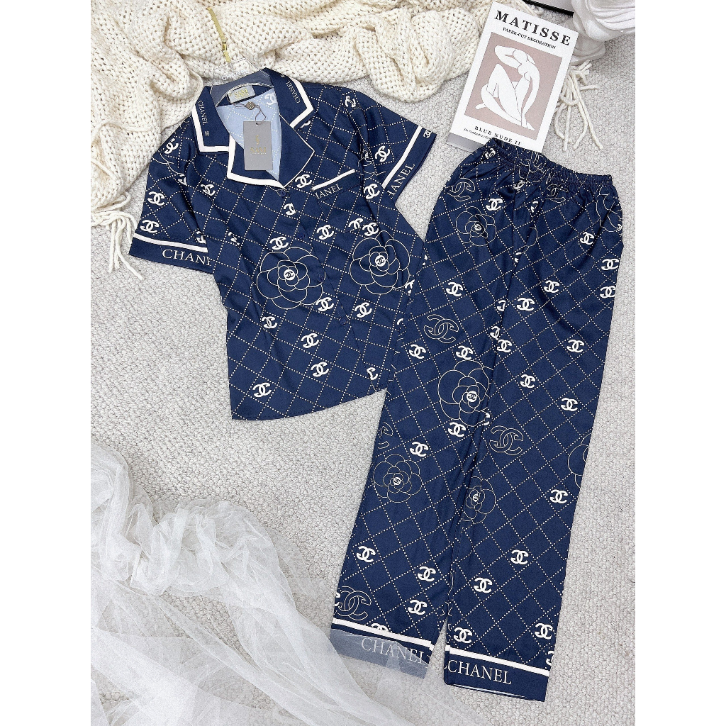 Bộ đồ mặc nhà Sam cao cấp dáng áo cộc quần ngố, set đồ pijama chất lụa mềm mịn họa tiết hoa trà sang chảnh