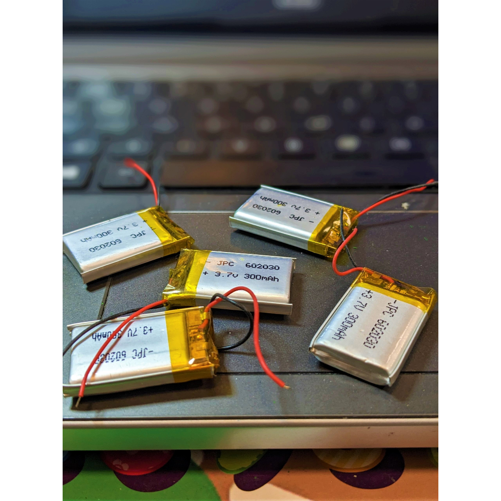 Pin lithium polymer 3.7V 602030 300mah Dock sạc hộp sạc tai nghe Bluetooth Loa Bluetooth