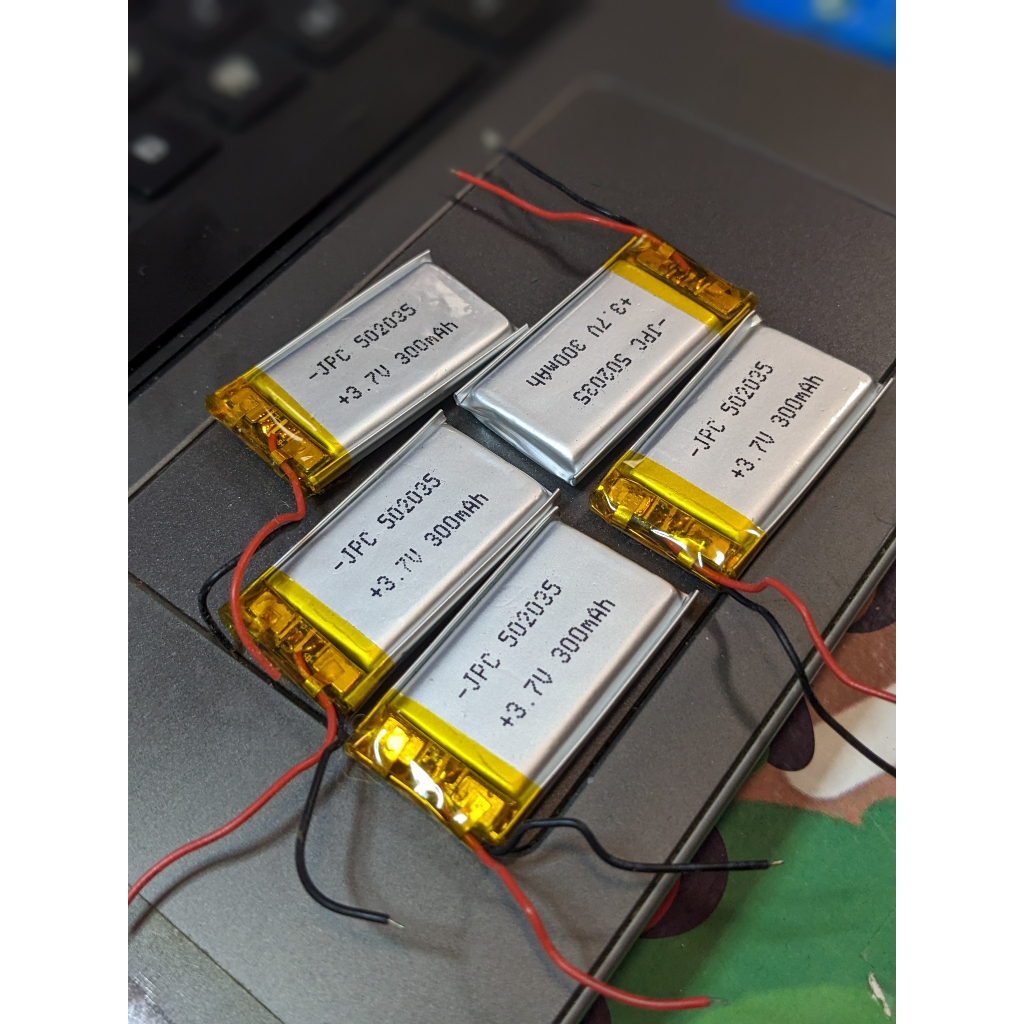 Pin Li-Po 3.7V 502035 300mAh cho Dock sạc hộp sạc tai nghe Bluetooth Loa Bluetooth