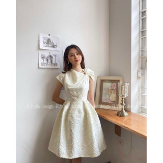 Váy tay hến vân hoa gấm