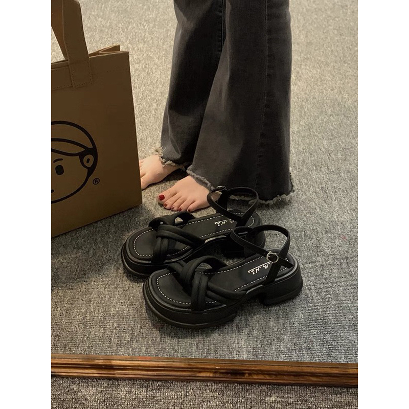 Sandal ulzzang đan dây