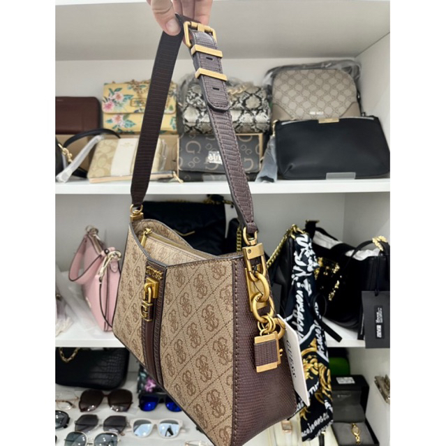 Túi đeo vai Guess Ginevra Logo Elite Shoulder Bag - màu nâu HÀNG CHÍNH HÃNG