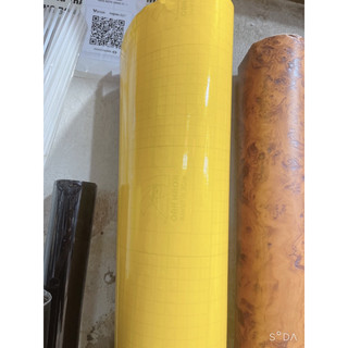 Decal màu vàng trong phá sương ô tô, Decal dán xe máy ô tô