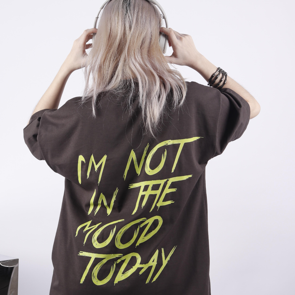 LOCAL BRAND Áo thun The Weird Phong Cách Unisex Form Rộng ATK590
