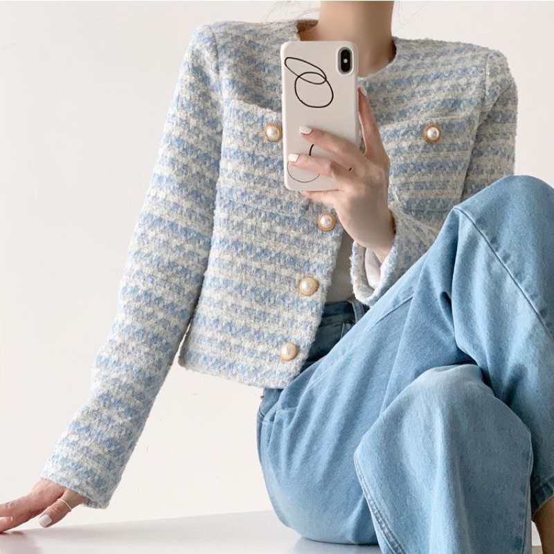 Áo dạ tweed xanh cao cấp, cúc Ngọc trai, hàng hai lớp, chất dạ tweed mềm mại cổ tròn | BigBuy360 - bigbuy360.vn