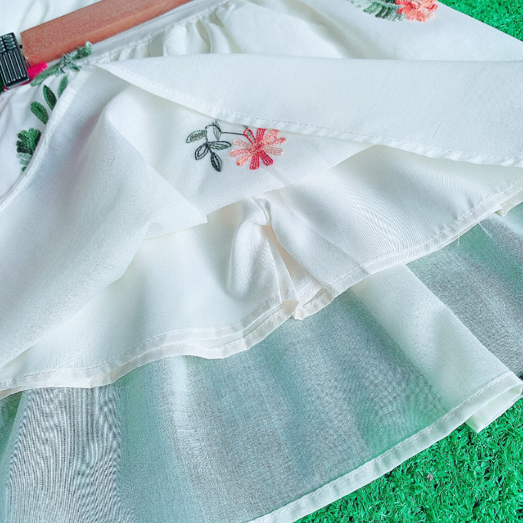 Sét váy bé gái kiểu nơ croptop cá tính vải thô boi thêu hoa xinh xắn 12kg đến 30kg