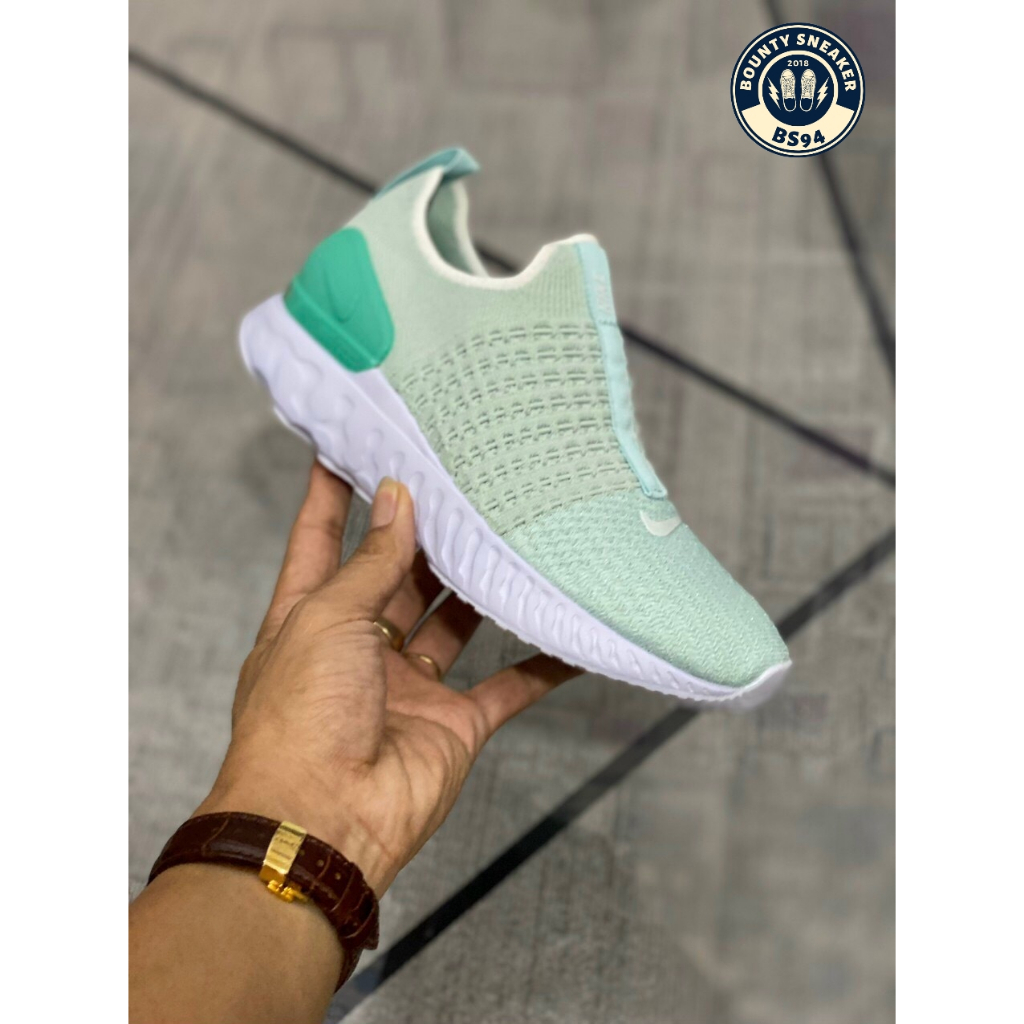 Giày Thể Thao Nike React Phantom Run Flyknit 2 Chính Hãng