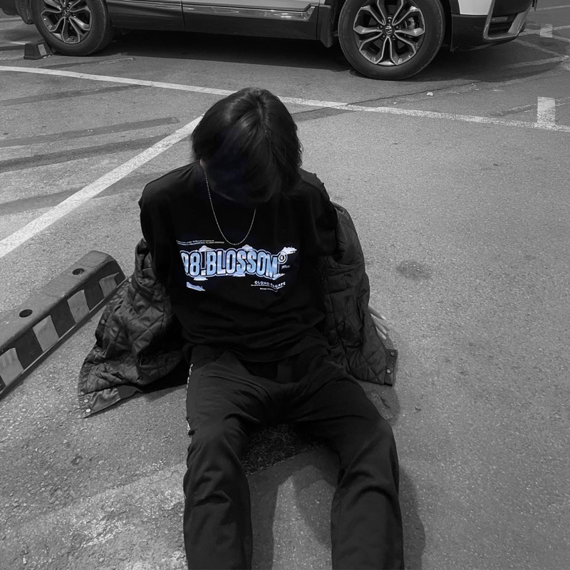 Áo Thun Tay Lỡ Form Rộng Unisex  "Cloud Escape" Black,100% Cotton - Local Brand