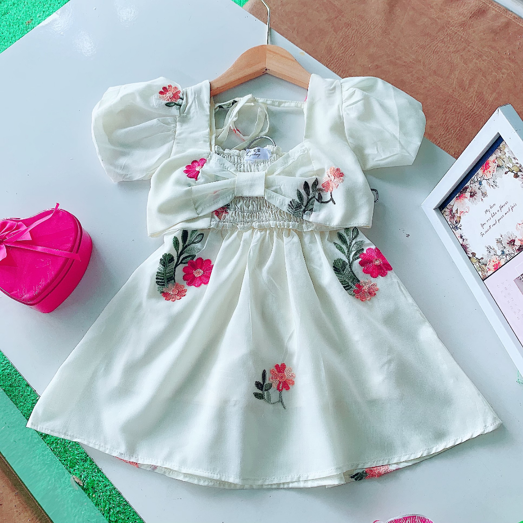 Sét váy bé gái kiểu nơ croptop cá tính vải thô boi thêu hoa xinh xắn 12kg đến 30kg