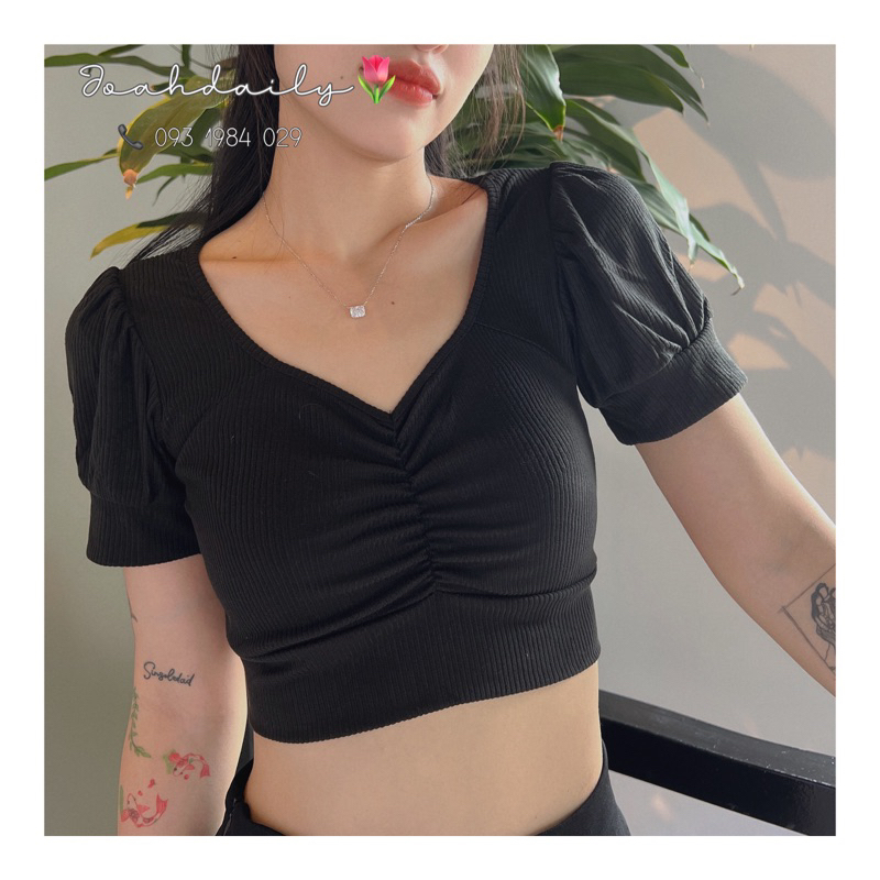 Áo croptop thun gân tay phồng cổ V có nhún trước ngực