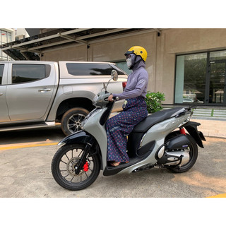 Váy Chống Nắng  Xẻ Tà Hương Giang Kate Cotton