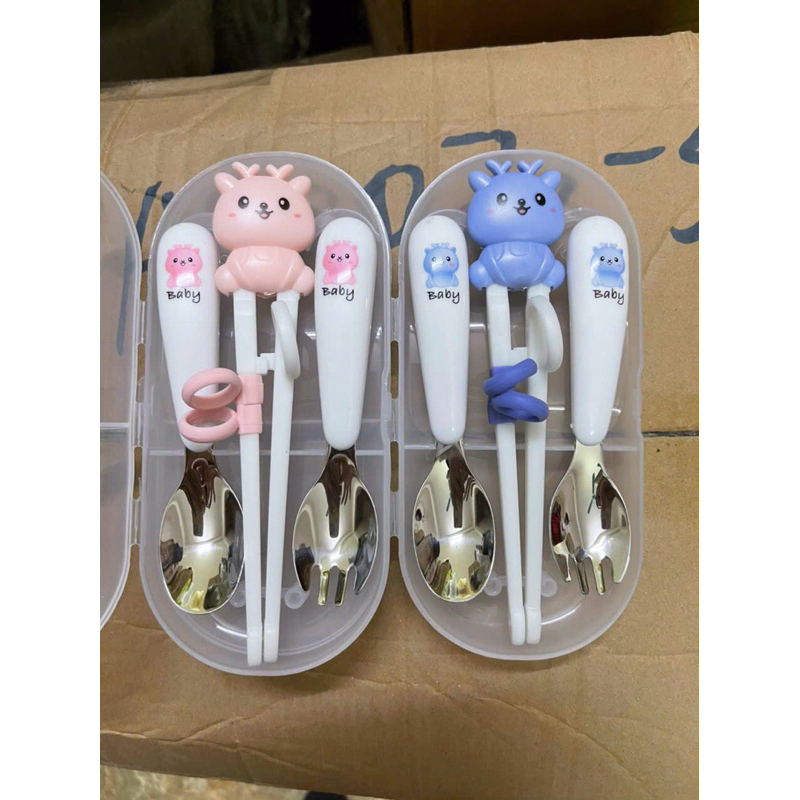 Set thìa, dĩa, đũa tập ăn dặm, bộ thìa dĩa tập ăn cao cấp hình gấu cho bé tập ăn dặm (có hộp đựng)