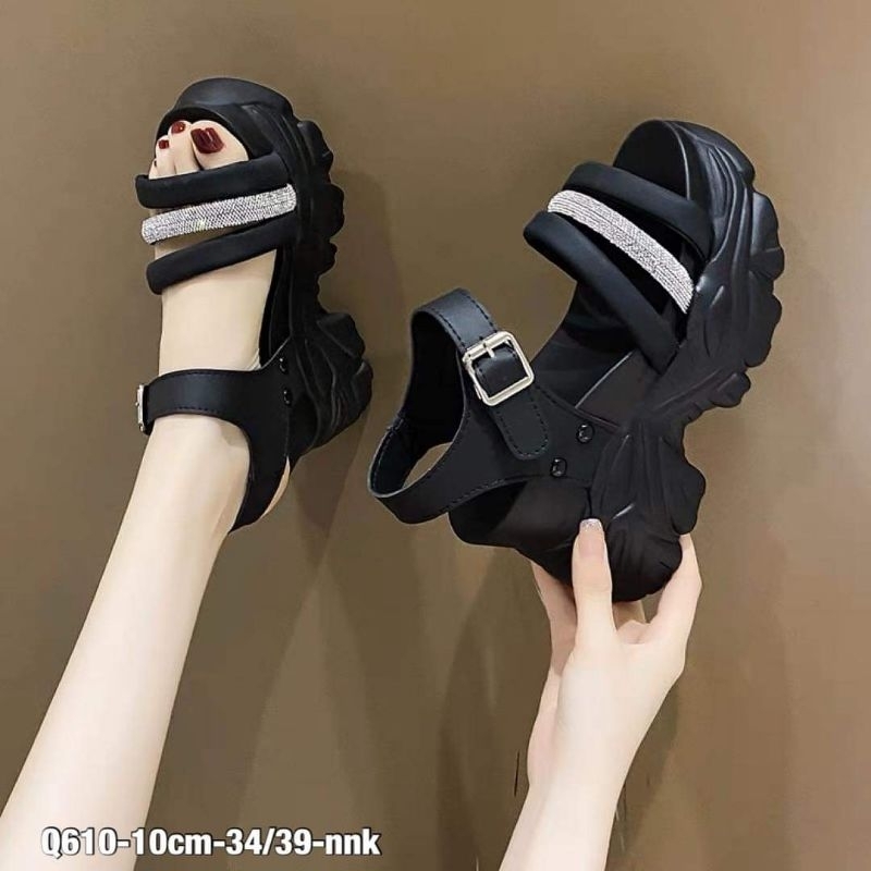 Dép sandal nữ đế 10cm siêu nhẹ hót hít