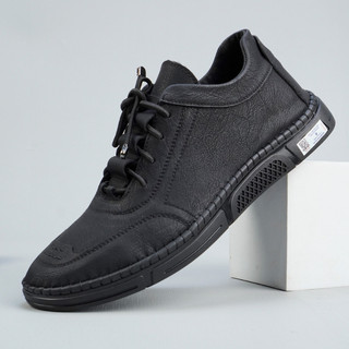 Giày sneaker nam cổ lửng da nappa đế cao su đúc.
