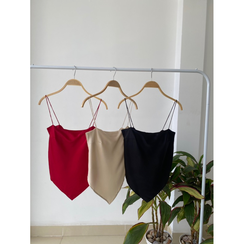 Áo lụa croptop cột nơ sau lưng hai dây sẵn mút Linari A4