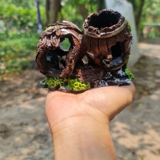 trang trí bể cá mô hình thùng gỗ mục
